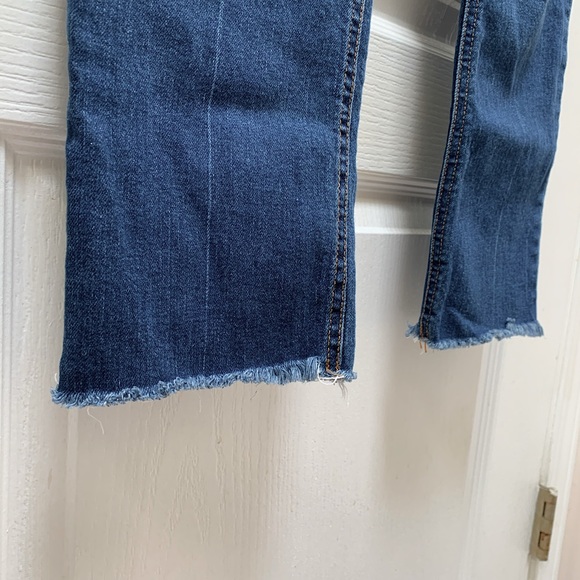 Old Navy Mid-Rise “Mom” Jeans - Picture 3 of 3